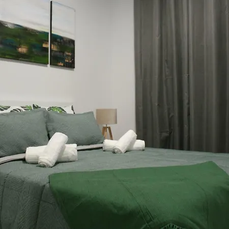 Happy Apartment *